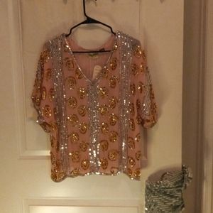 Anjumun/Sequin Pink blouse.